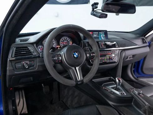 Used 2019 BMW M4 CS image 35