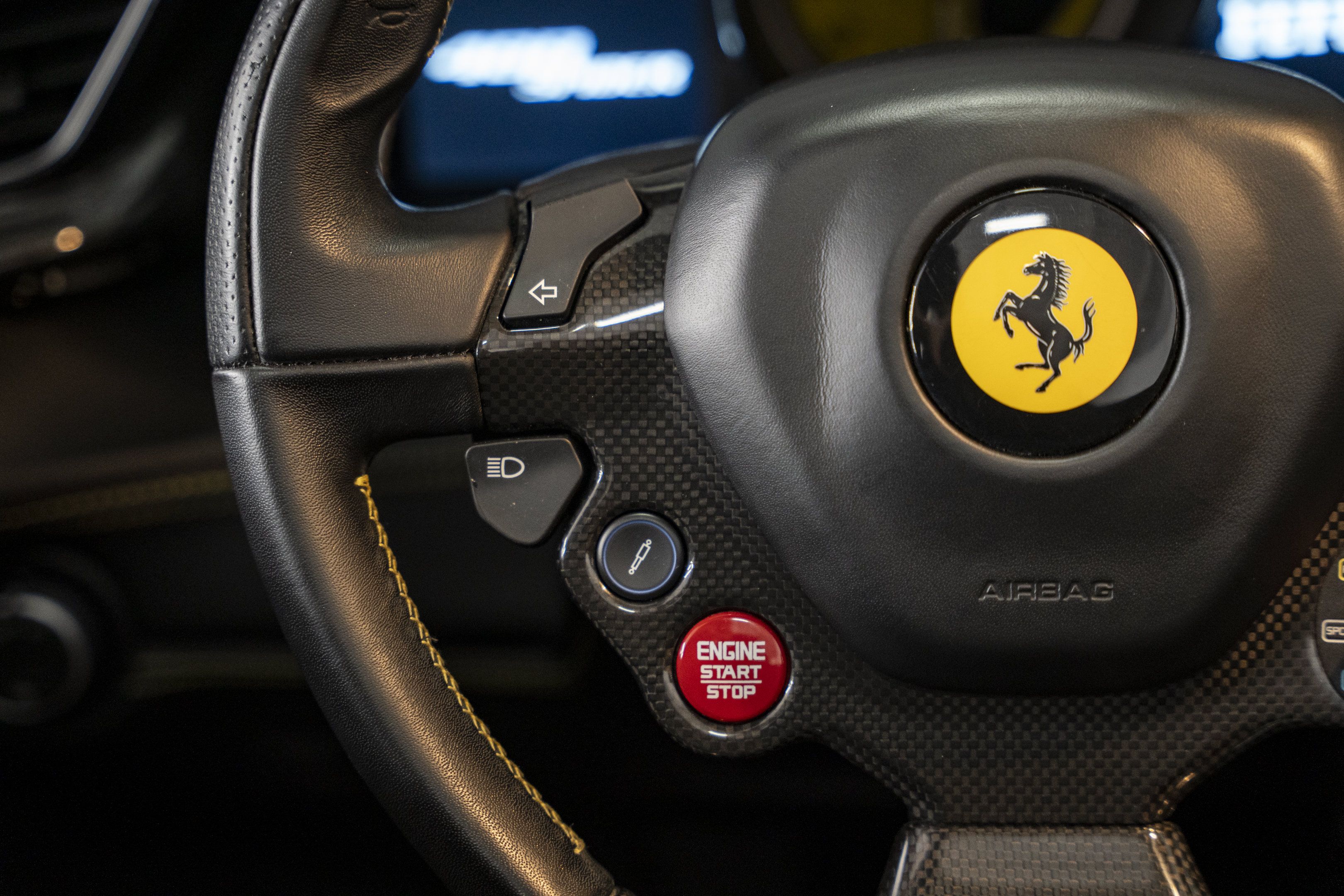 Used 2018 Ferrari 488 Spider RWD image 34