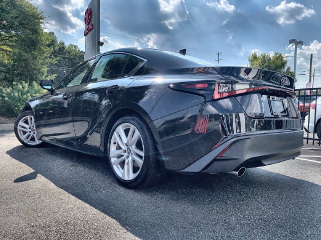 Used 2025 Lexus IS 300 RWD image 6