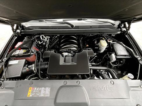 Used 2019 GMC Yukon Denali w/ Open Road Package image 10