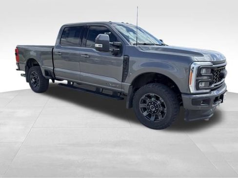 Used 2023 Ford F350 Lariat w/ Lariat Ultimate Package AWD/4WD image 7
