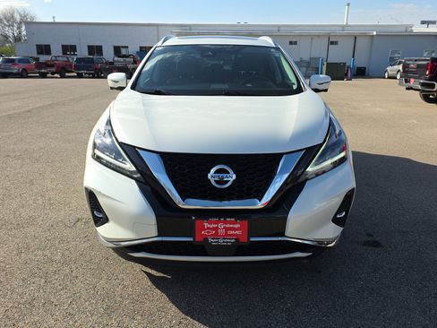 Used 2021 Nissan Murano Platinum image 3