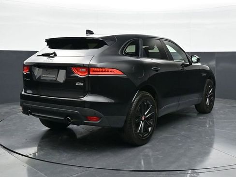 Used 2020 Jaguar F-PACE Prestige image 7