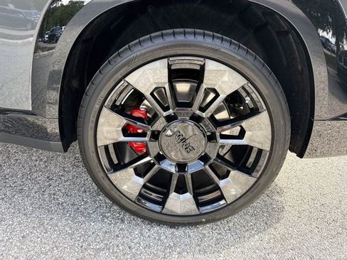 New 2026 BMW XM Label Red AWD/4WD image 10