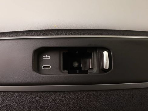 Used 2024 BMW X5 M60i AWD/4WD image 34