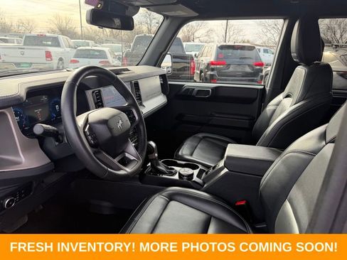 Used 2025 Ford Bronco Outer Banks image 8
