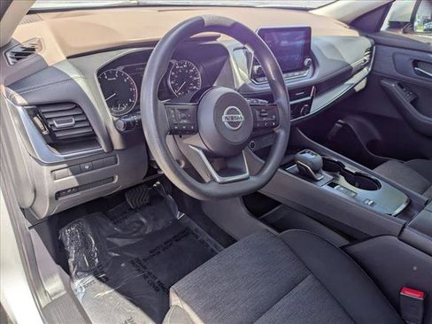 Used 2021 Nissan Rogue SV FWD image 10