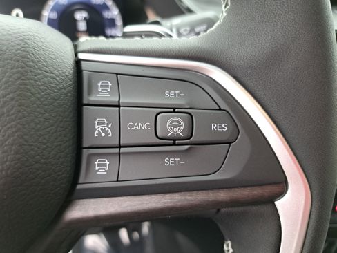 New 2026 Jeep Grand Cherokee L 4WD image 19