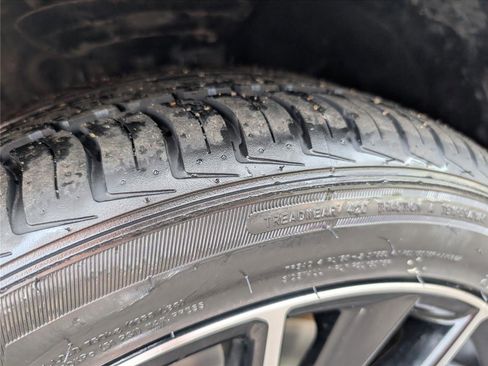 Used 2022 Toyota Camry SE image 36