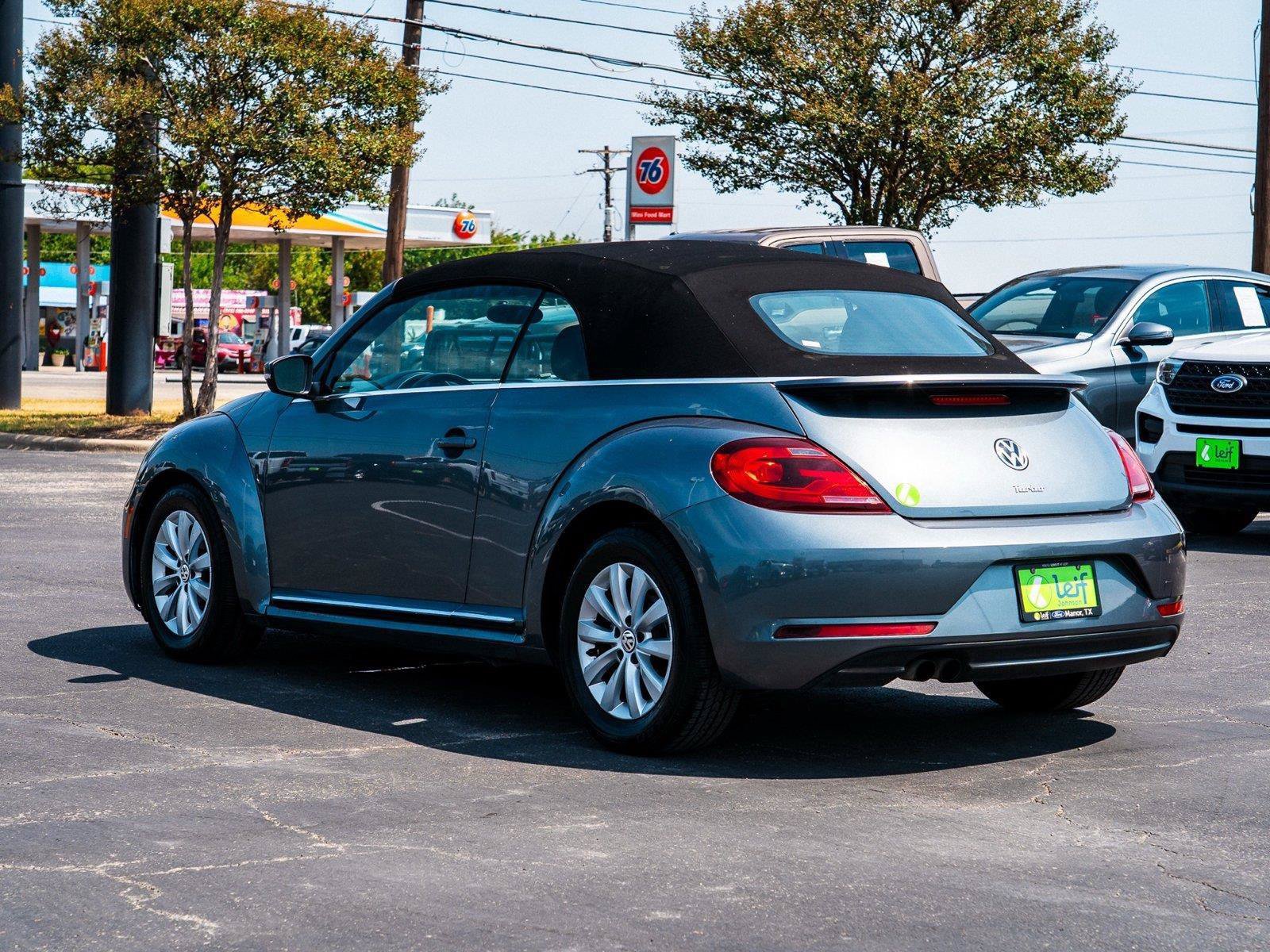 Used 2018 Volkswagen Beetle 2.0T FWD image 5