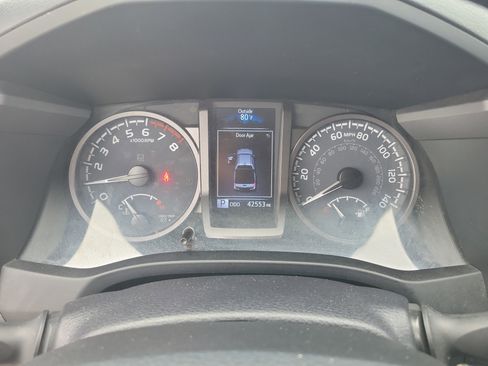 Used 2023 Toyota Tacoma TRD Sport RWD image 25