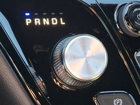 New 2026 Chrysler Voyager LX image 9