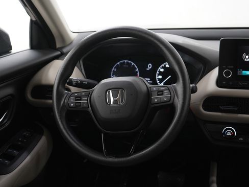 Used 2023 Honda HR-V LX image 14