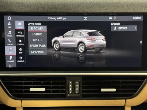 Used 2019 Porsche Cayenne E-Hybrid image 26
