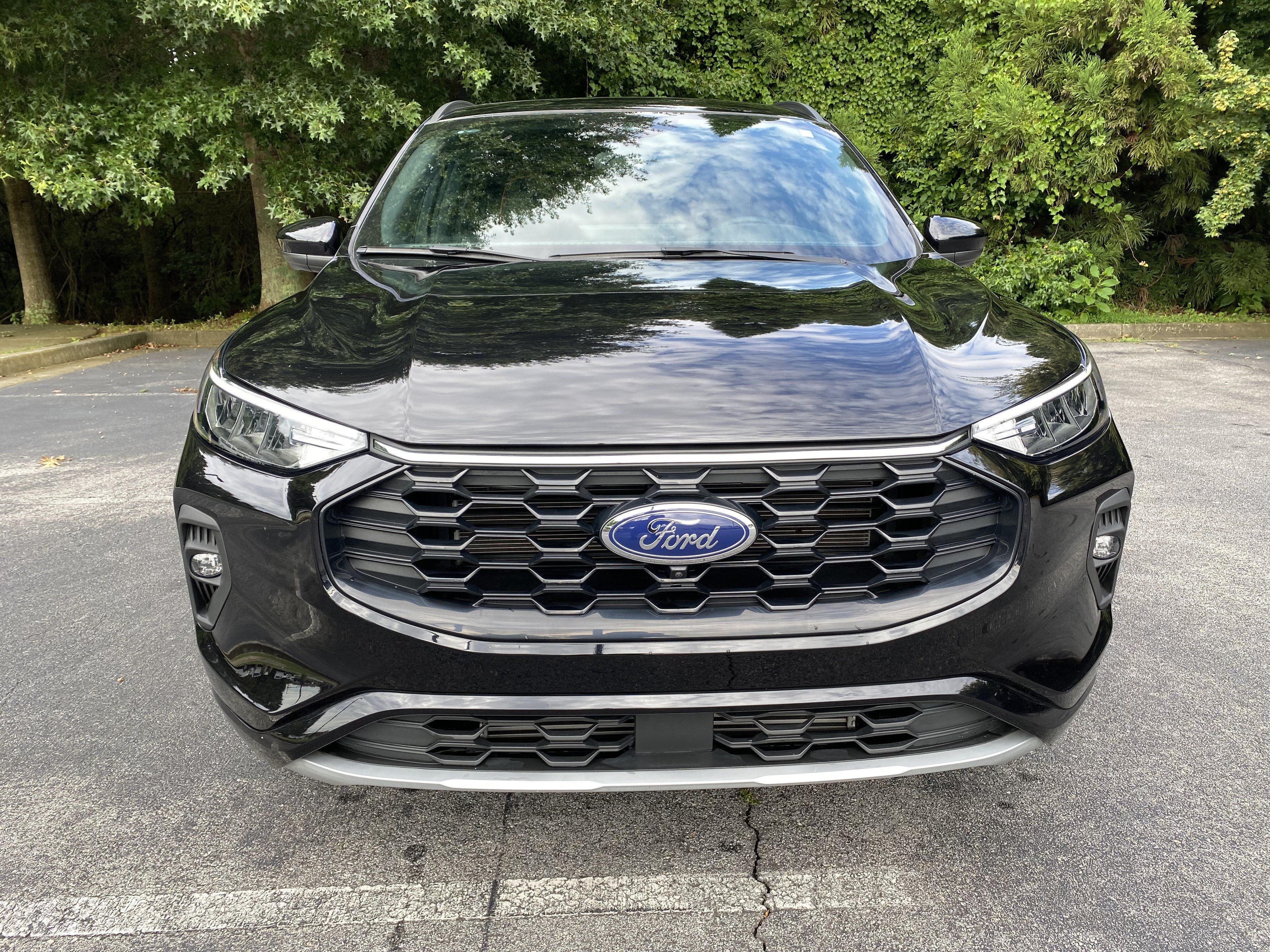 Used 2024 Ford Escape ST-Line Select w/ Tech Pack #2 AWD/4WD image 3