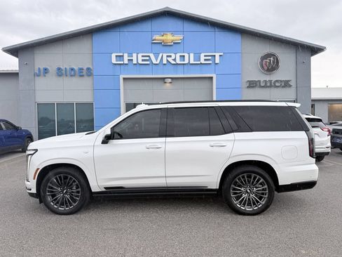 Used 2025 Cadillac Escalade Sport Platinum AWD/4WD image 4