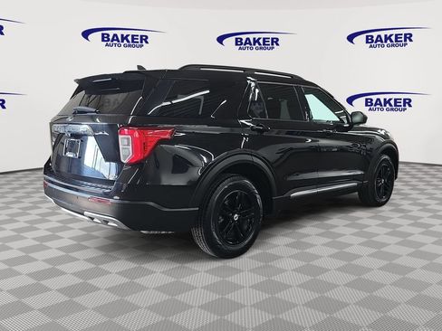 Used 2021 Ford Explorer XLT w/ Equipment Group 202A AWD/4WD image 5