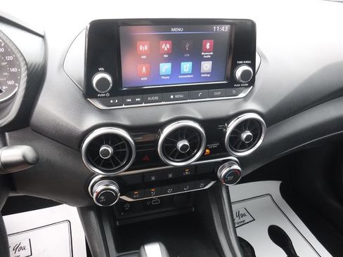 Used 2025 Nissan Sentra S image 12