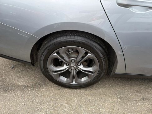 Used 2023 Honda Accord EX image 5