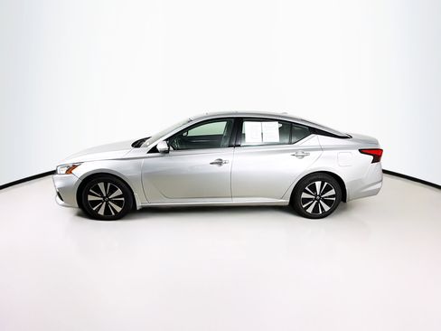 Used 2020 Nissan Altima 2.5 SL FWD image 7