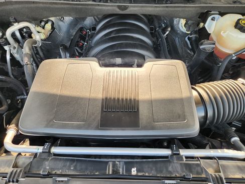Used 2023 Chevrolet Tahoe Premier RWD image 34