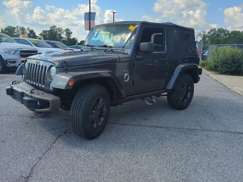 Certified 2017 Jeep Wrangler Sahara AWD/4WD image 8