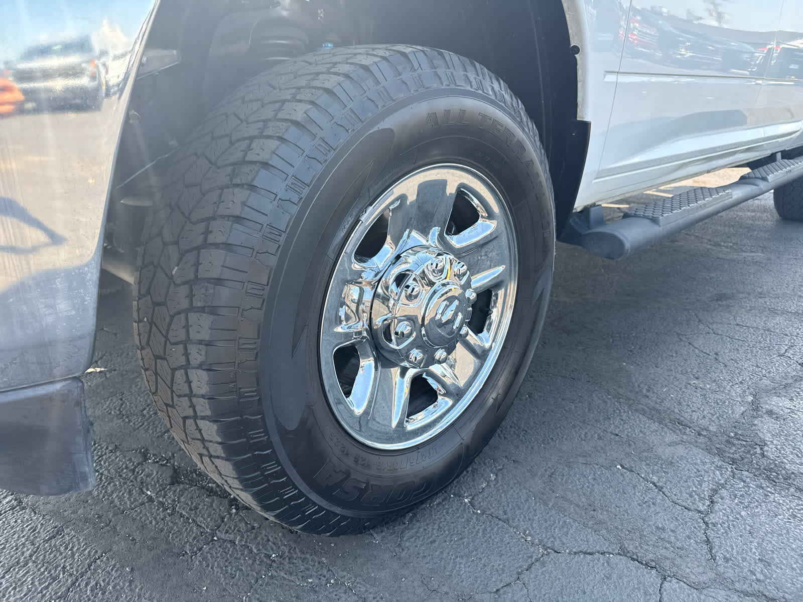 Used 2023 RAM 2500 Tradesman w/ Chrome Appearance Group AWD/4WD image 9