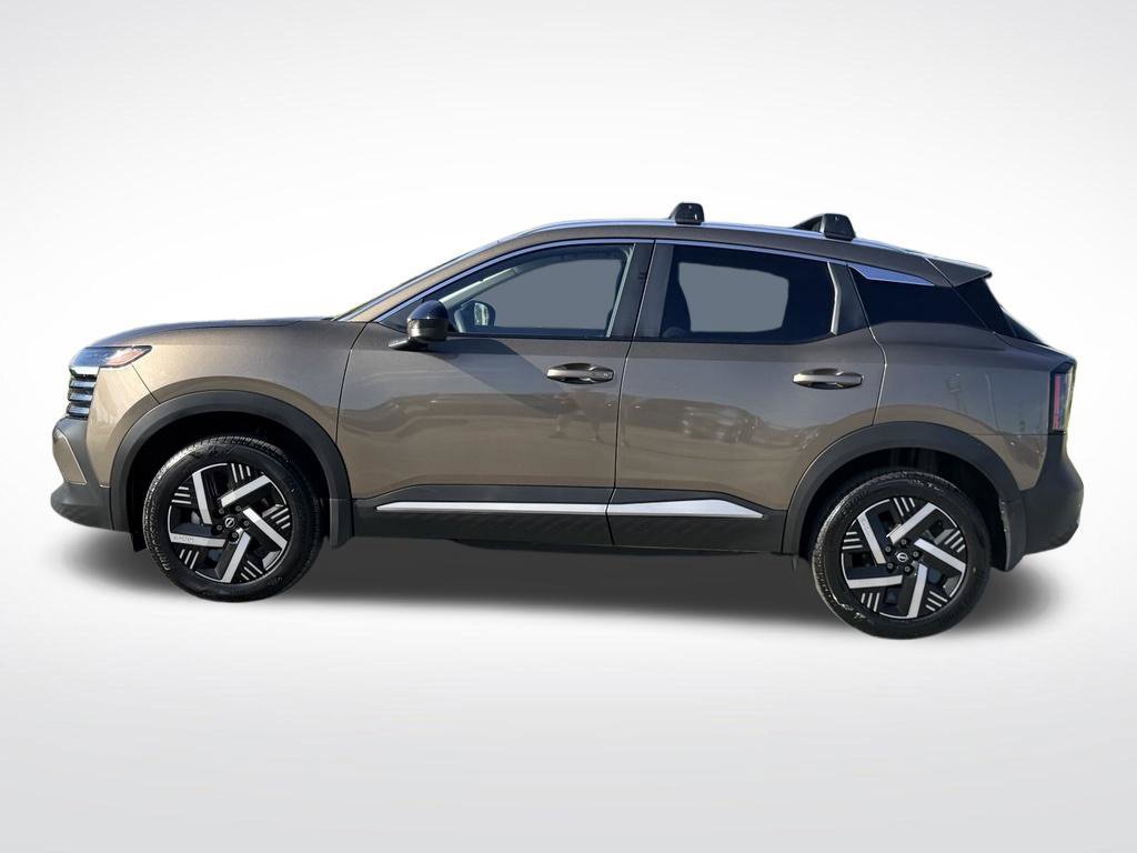 Used 2026 Nissan Kicks SV w/ Cold Weather Package FWD image 3