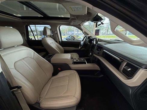 Used 2023 Ford Expedition Max Limited AWD/4WD image 29