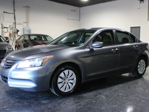 Used 2012 Honda Accord LX image 6