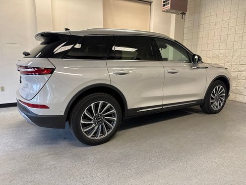 Used 2023 Lincoln Corsair Reserve w/ Equipment Group 202A AWD/4WD image 46