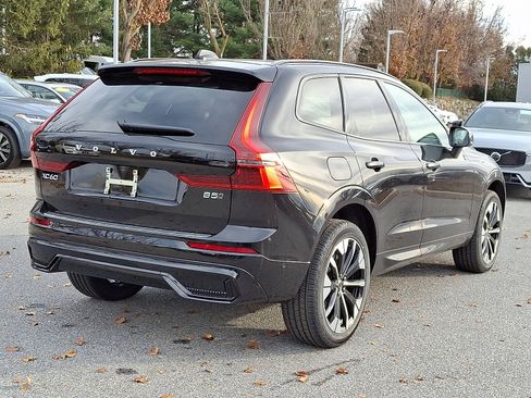 New 2026 Volvo XC60 B5 Plus w/ Protection Package Premier image 4
