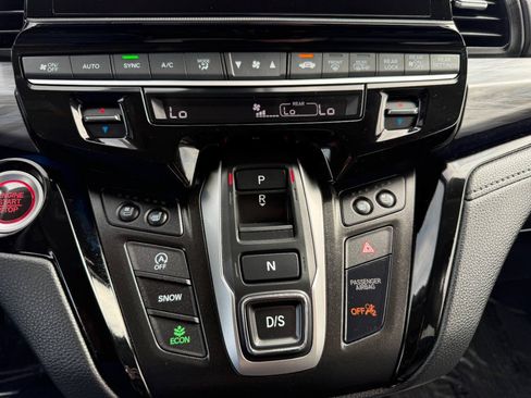 Used 2026 Honda Odyssey Elite image 47
