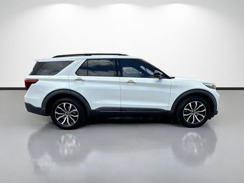 Used 2020 Ford Explorer ST AWD/4WD image 2