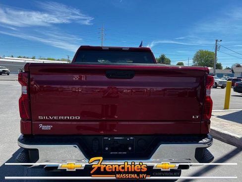 Used 2023 Chevrolet Silverado 1500 LT AWD/4WD image 4