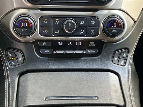 Used 2018 GMC Yukon XL Denali w/ Denali Ultimate Package image 15