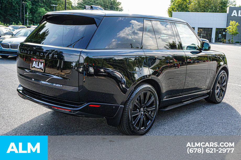 Used 2025 Land Rover Range Rover SE AWD/4WD image 5