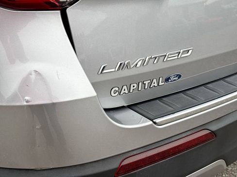 Used 2022 Ford Explorer Limited w/ Equipment Group 301A image 15