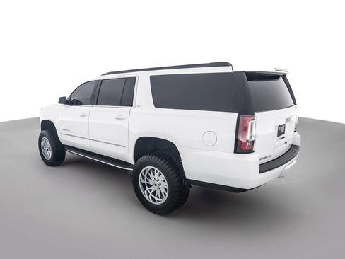 Used 2018 GMC Yukon XL SLT w/ Premium Edition AWD/4WD image 7