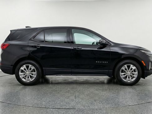 Used 2025 Chevrolet Equinox LT image 11