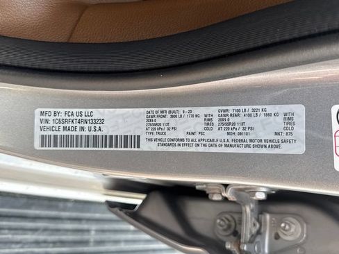Used 2024 RAM 1500 Limited AWD/4WD image 40