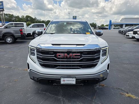 Used 2026 GMC Sierra 1500 SLT AWD/4WD image 8
