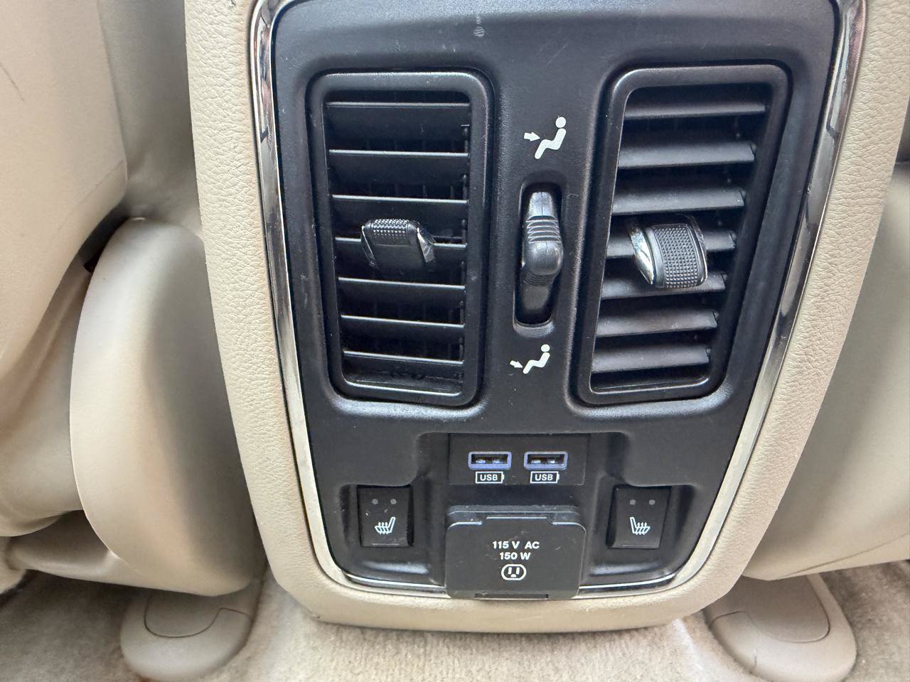 Used 2015 Jeep Grand Cherokee Overland w/ Advanced Technology Group AWD/4WD image 34