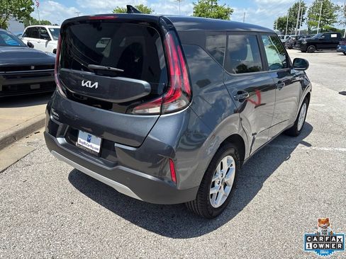 Used 2024 Kia Soul LX w/ Option Group 015 FWD image 24