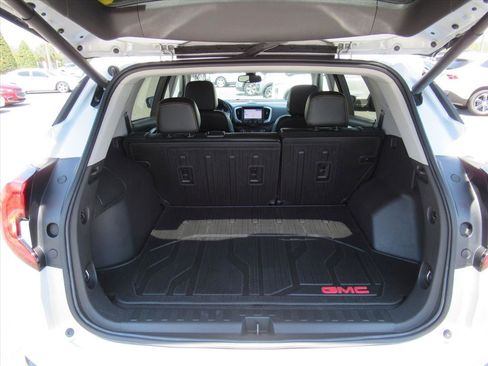 Used 2021 GMC Terrain SLT w/ Infotainment Package II image 34