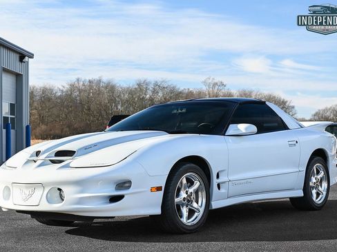 Used 2000 Pontiac Firebird Formula image 5
