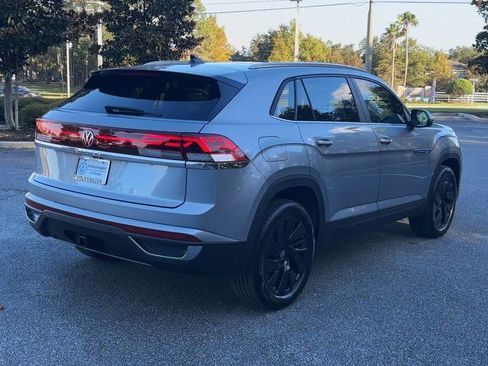 New 2026 Volkswagen Atlas Cross Sport SE image 8