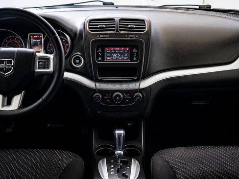 Used 2018 Dodge Journey SE w/ Popular Equipment Group image 27