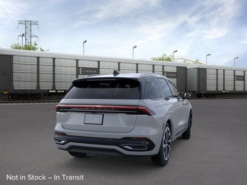 New 2026 Lincoln Nautilus Reserve AWD/4WD image 7