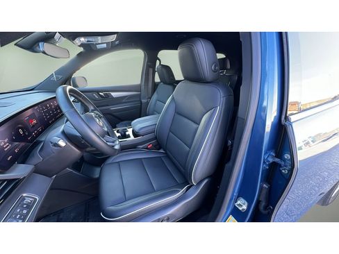 Certified 2025 Buick Enclave Preferred image 24